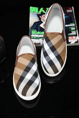 Burberry Men Loafers--027